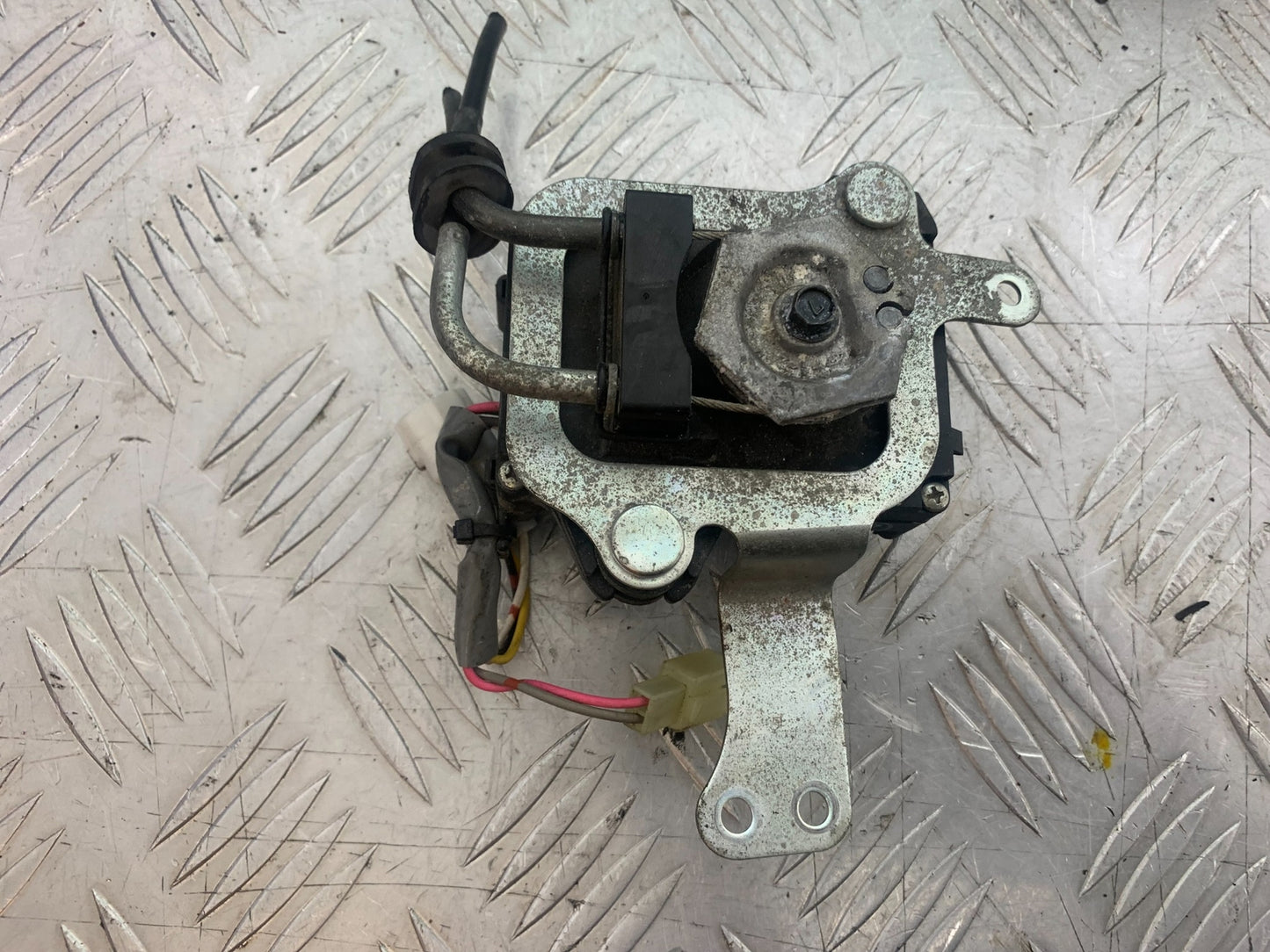 KAWASAKI ZX6R ZX6 R P7F P8F EXHAUST SERVO MOTOR    YEAR 2007-08 (CMB1165)