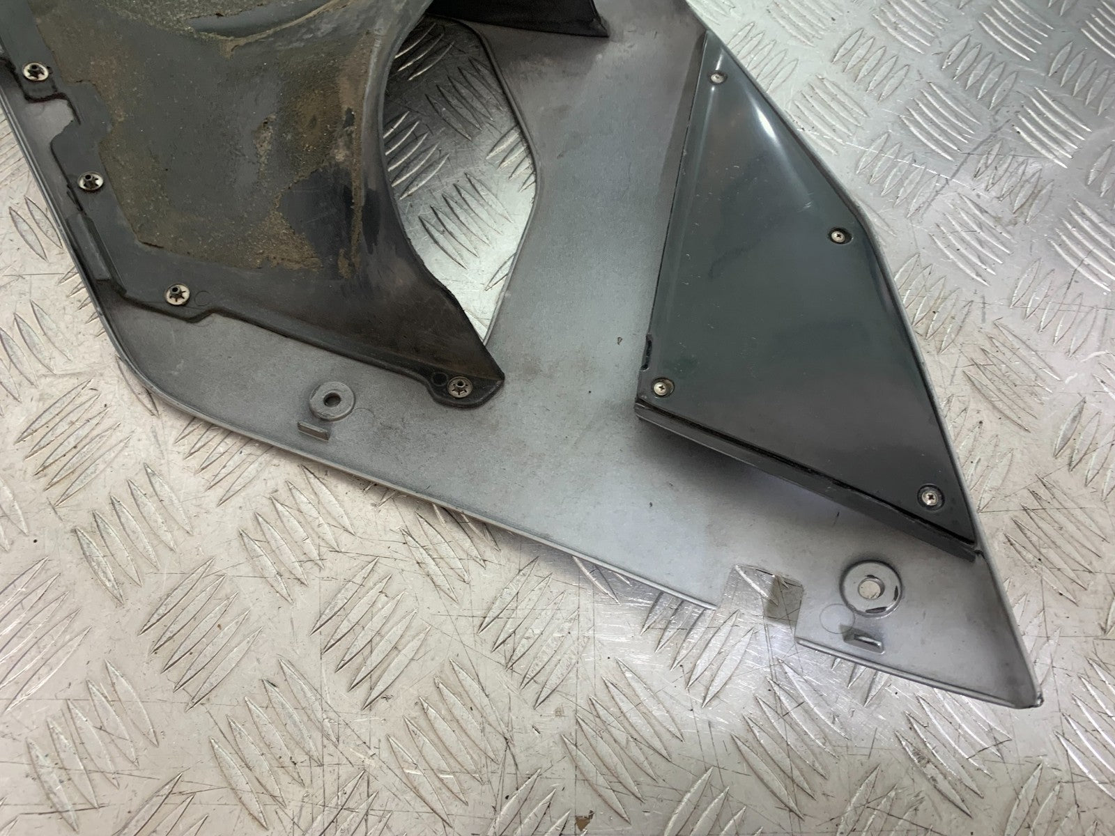 APRILIA RSV1000 RSV 1000 MILLE RIGHT FAIRING   1998- 2003 (CMB1184)