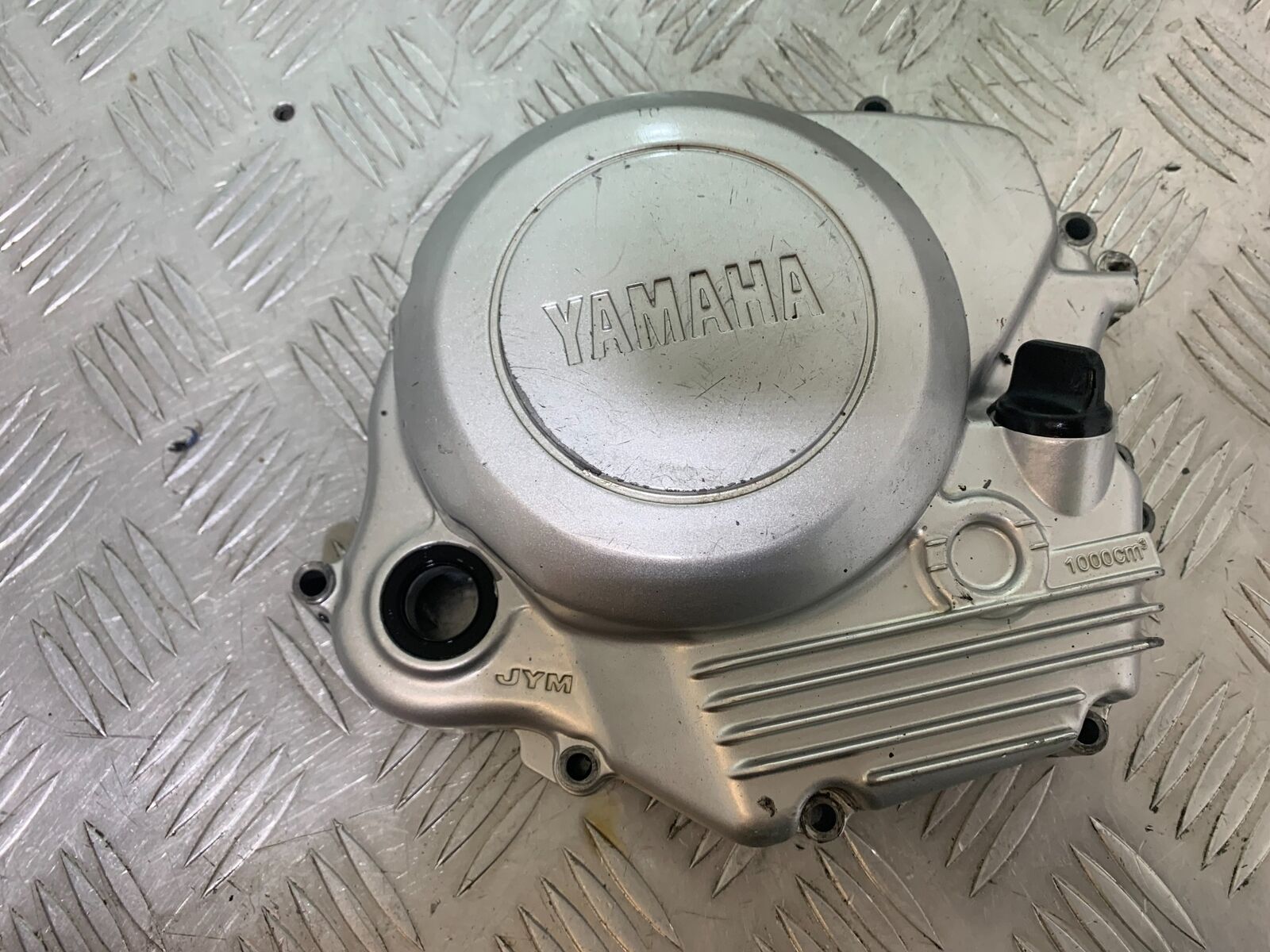 YAMAHA XT125 X XT 125 X CLUTCH COVER    2005-2011 (CMB1097)