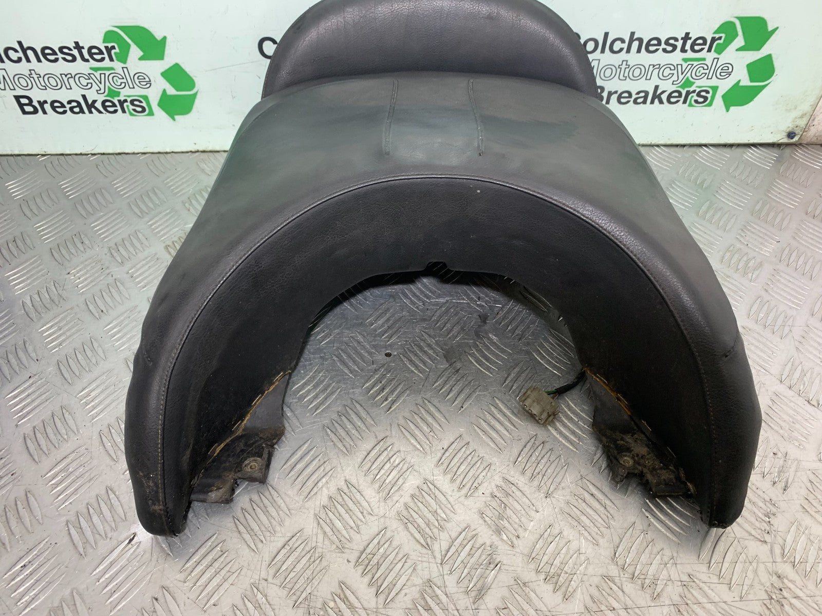BMW K1200 K 1200 LT REAR SEAT  YEAR 1999-07 (CMB1271)