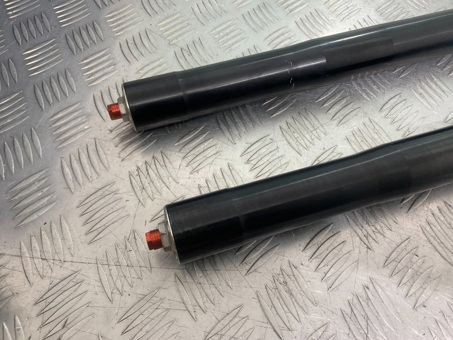TRIUMPH 675 STREET TRIPLE RX FORKS   2015- 2017 (CMB1299)