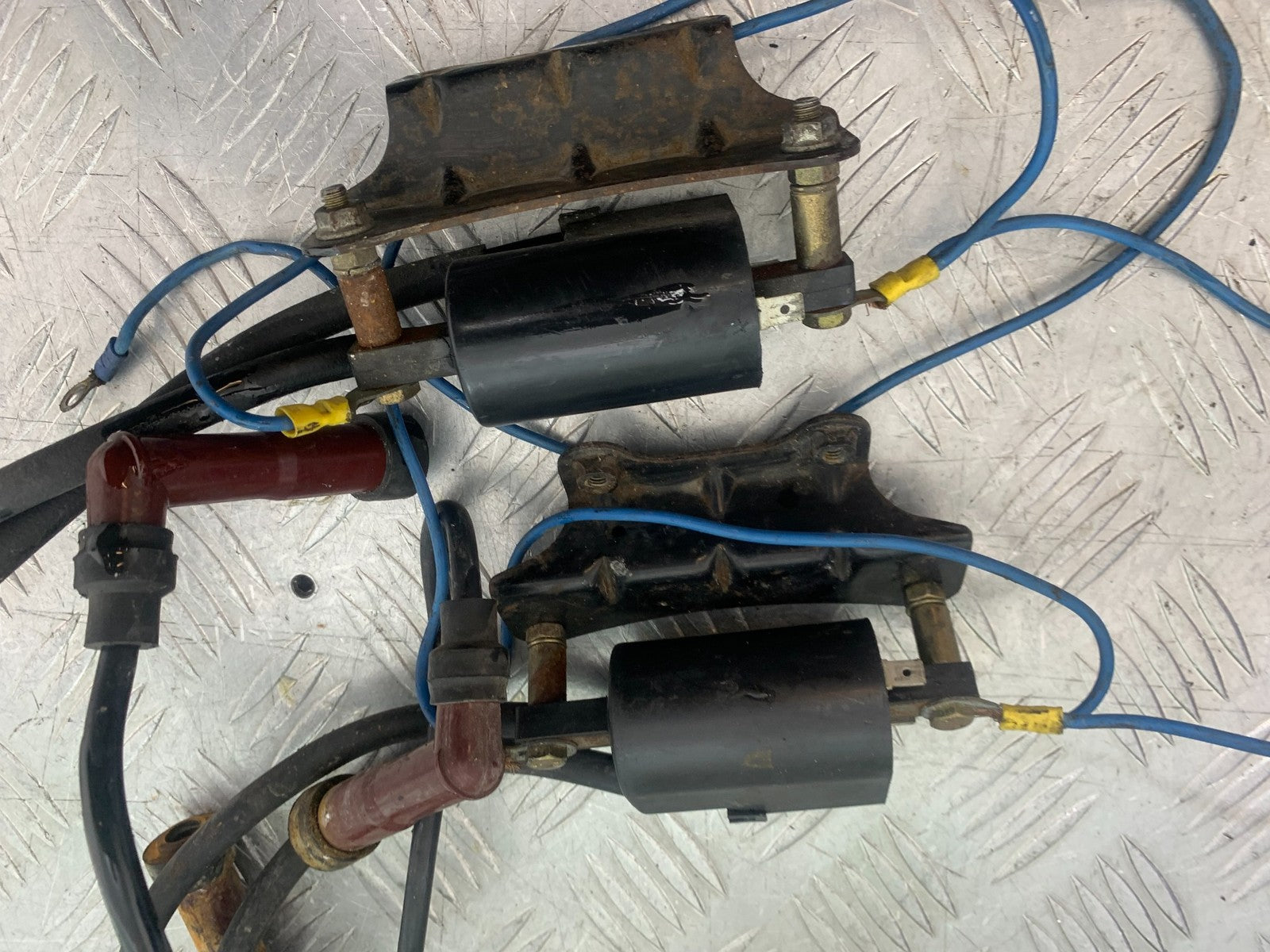 KAWASAKI GPZ600 GPZ 600 COILS AND CAPS  YEAR 1988-90 (CMB1258)