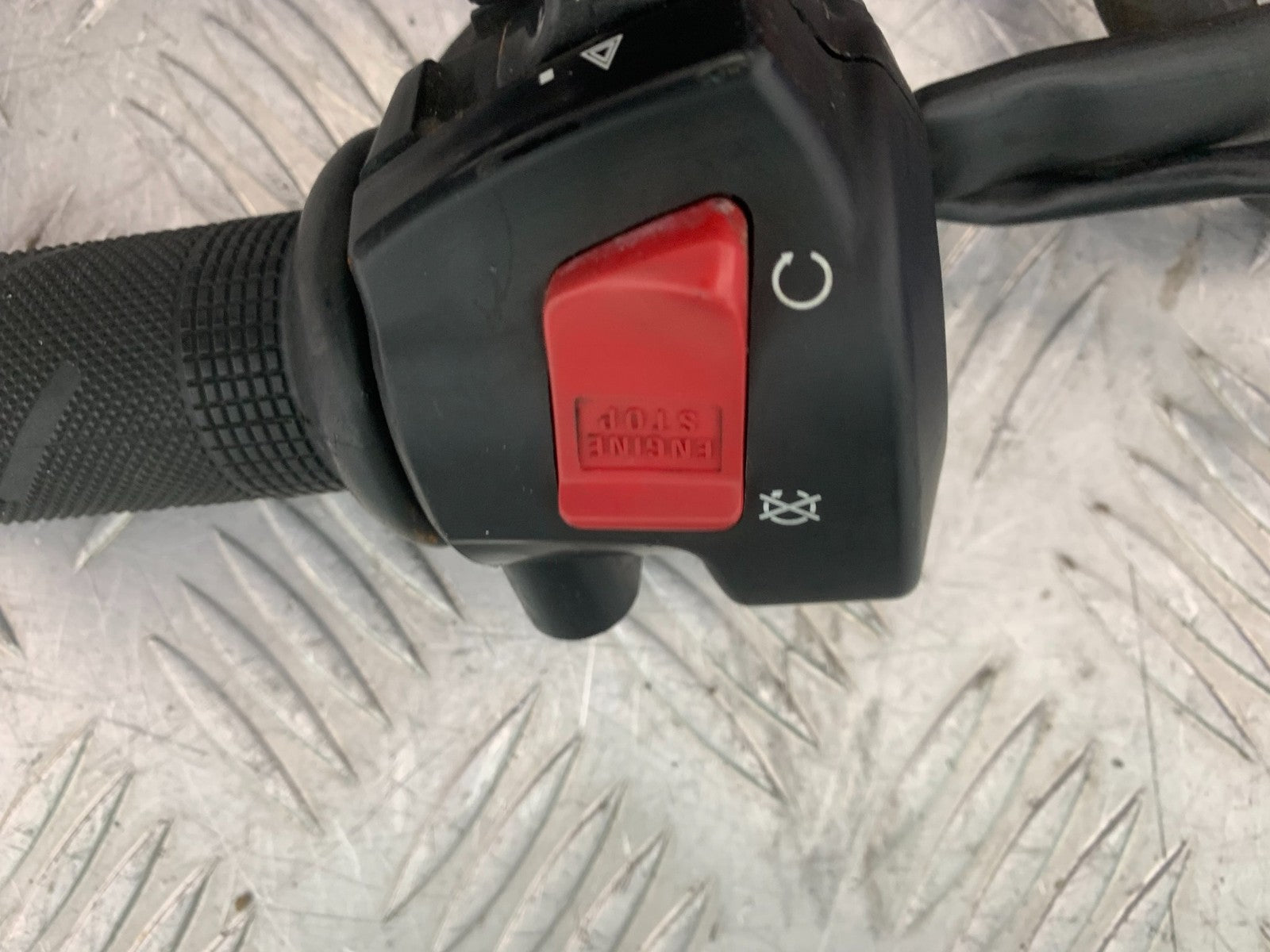 HONDA NT 700 V DEAUVILLE RIGHT SWITCH GEAR  YEAR 2006-2010 (CMB1298)