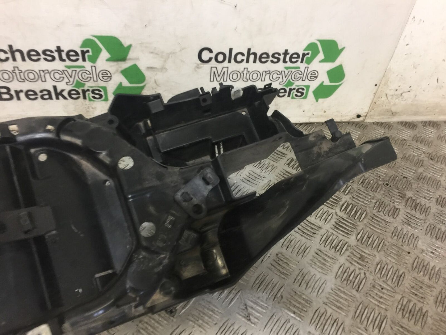 KAWASAKI VN 650 VULCAN UNDERTRAY   YEAR 2017-2021 (STOCK 705)