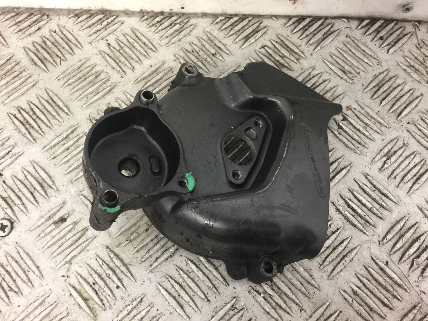 HONDA VFR800 VFR 800 PRE V-TEC SPROCKET COVER  YEAR 1998-2001 (STOCK 370)