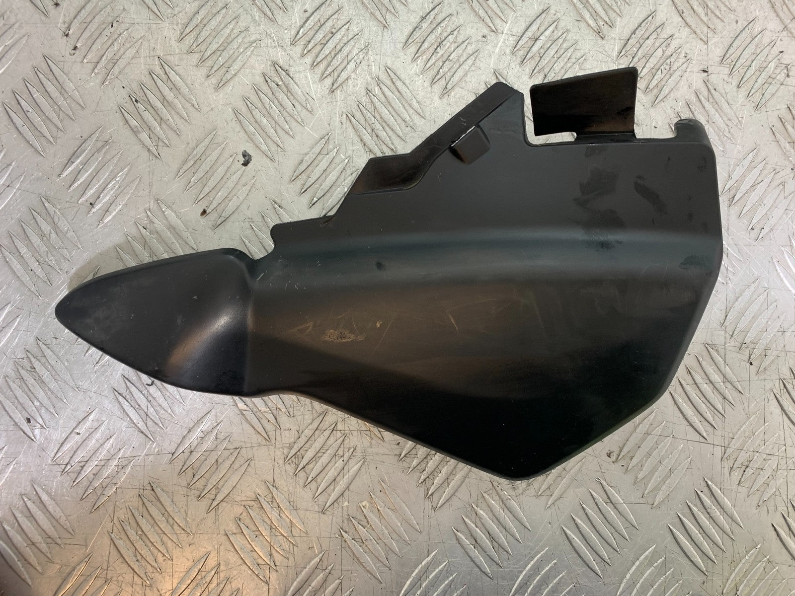 HONDA CBF500 CBF 500 LEFT TANK PANEL  YEAR 2004-2008  (CMB1294)
