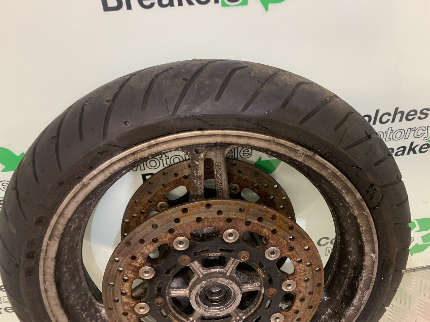 YAMAHA FJR1300 FJR 1300 FRONT WHEEL AND DISCS   YEAR 2001-05 (STOCK 946)