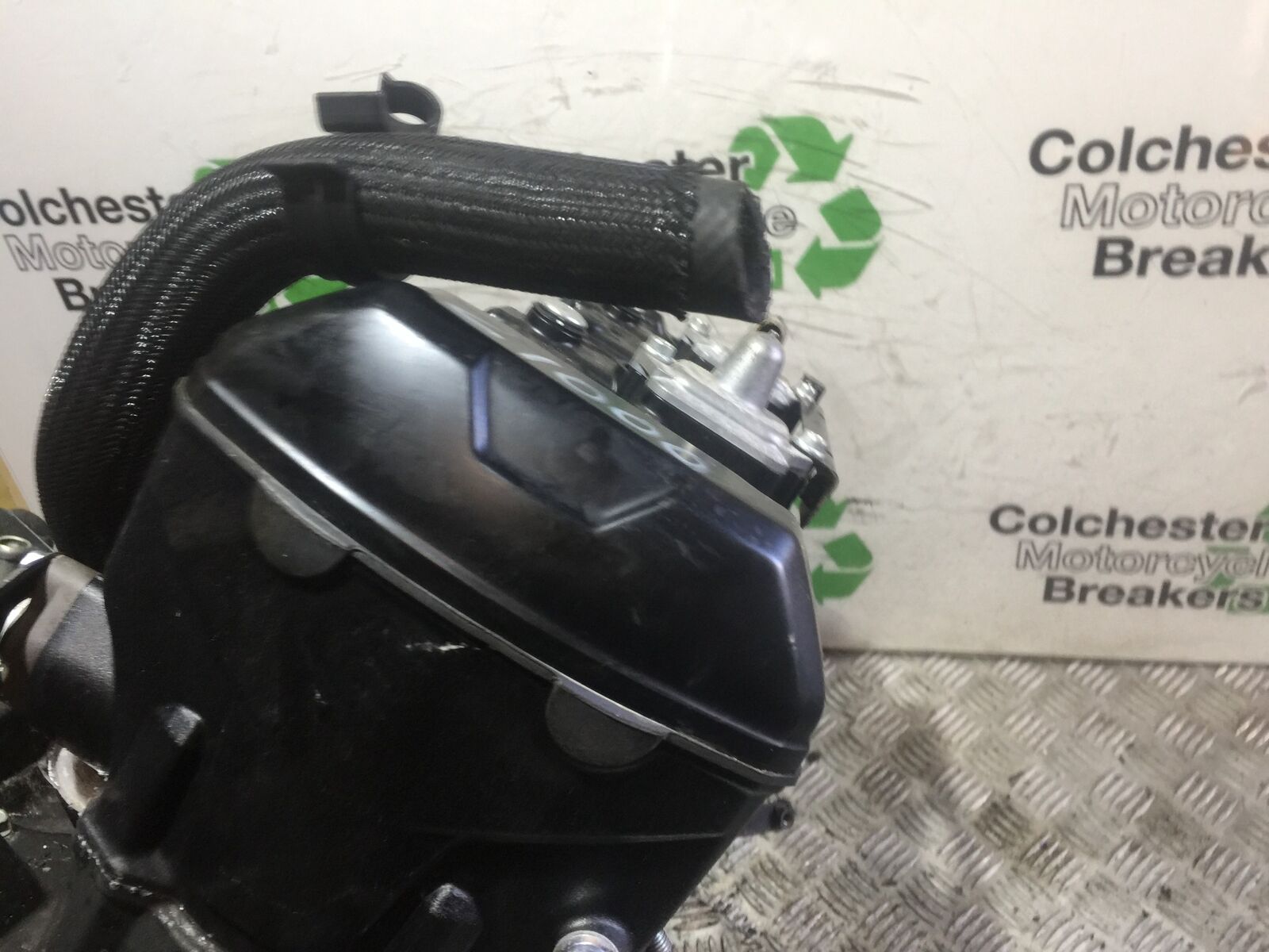 KAWASAKI NINJA 1000 SX ENGINE (1016 MILES)  YEAR 2019  (STOCK 823)
