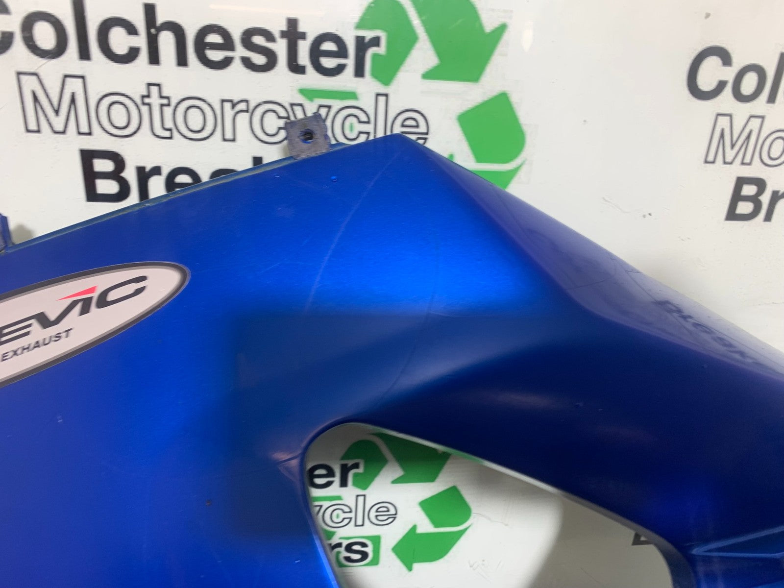 TRIUMPH 1050 SPRINT ST LEFT FAIRING PANEL   YEAR 2004-2007 (CMB1197)