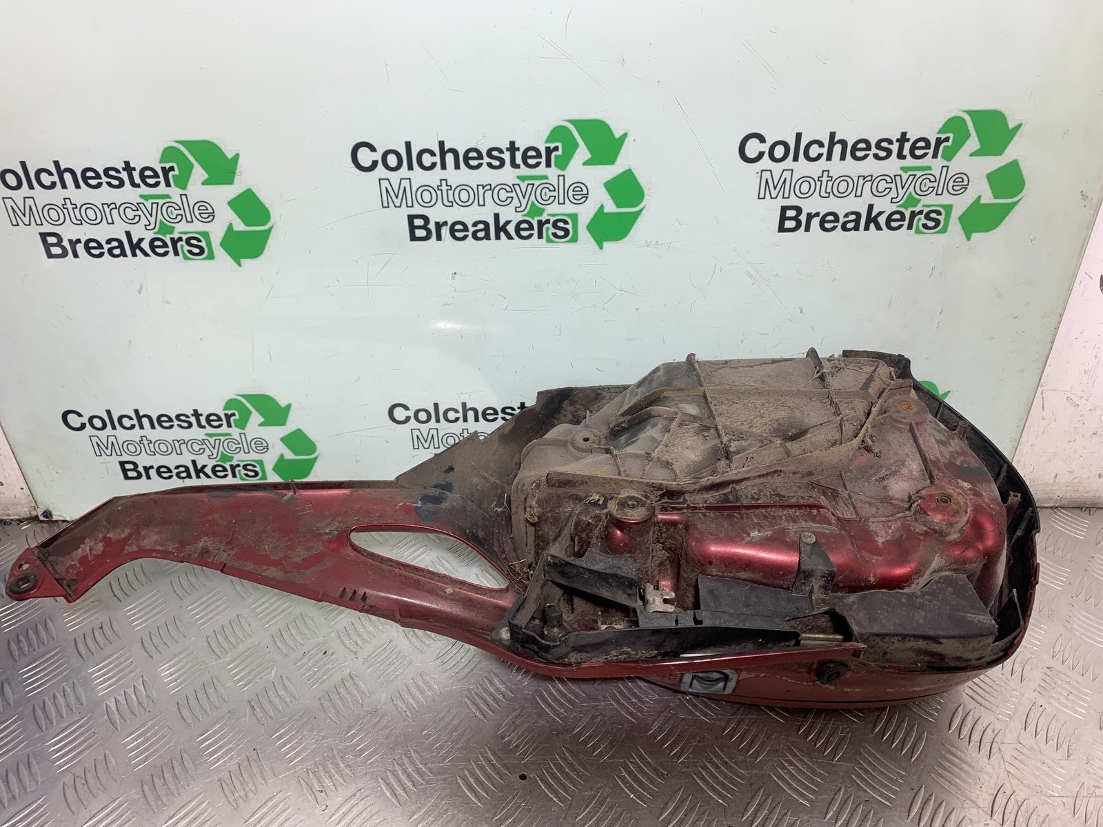 HONDA NT650 V DEAUVILLE LEFT PANNIER   YEAR 1999 (CMB1268)