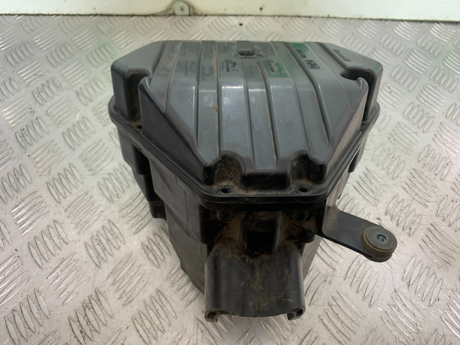 KAWASAKI Z1000 SX AIRBOX YEAR 2014-16 (CMB1264)