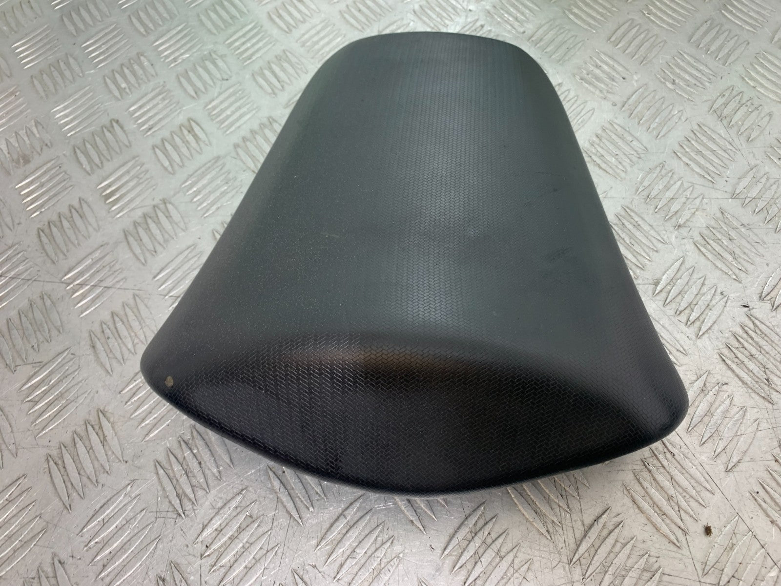 HONDA NC700 X  REAR SEAT YEAR 2012-2014 (CMB1327)