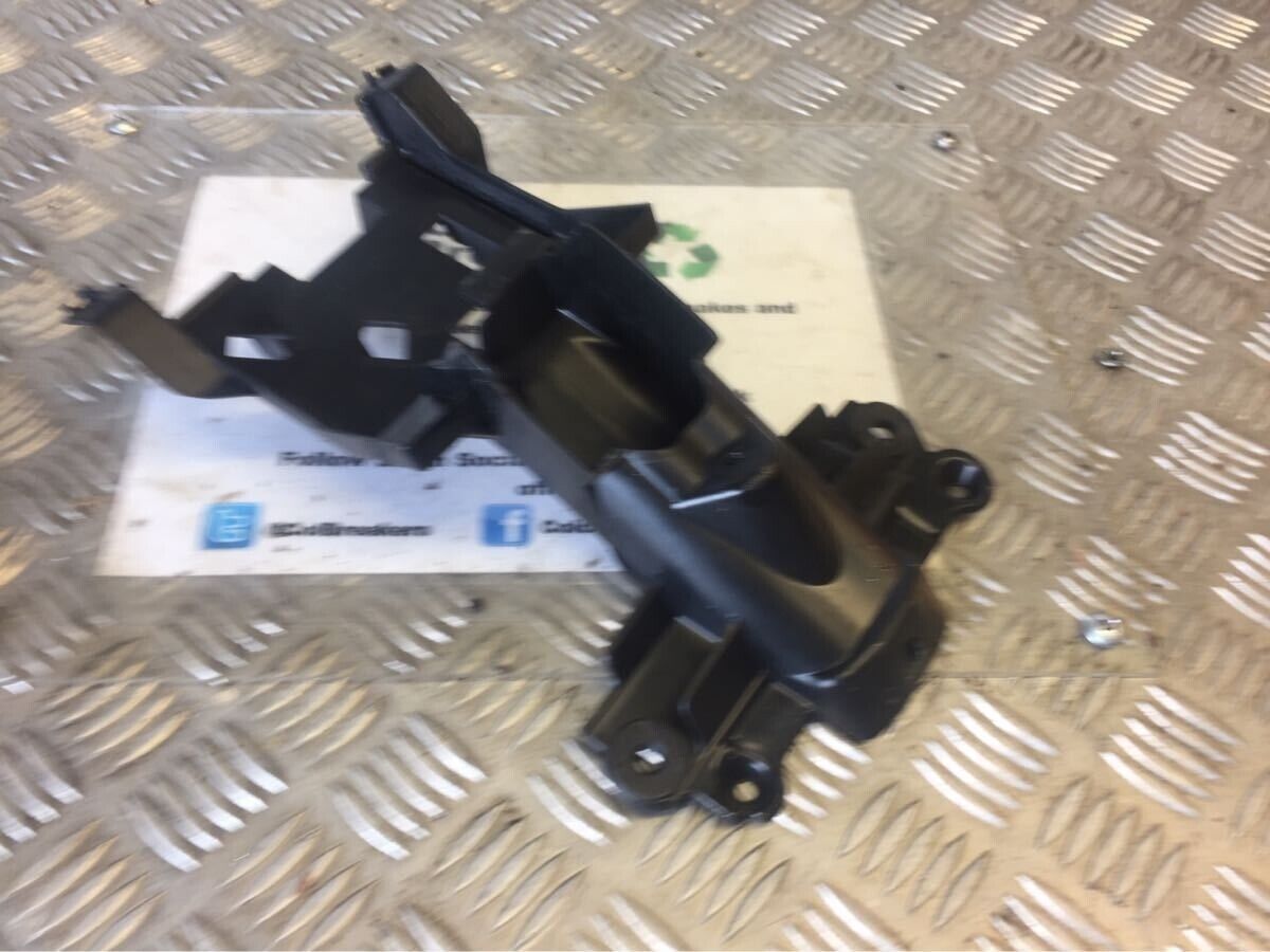 SUZUKI GSXR1000 GSXR 1000 K9 TOOL KIT HOLDER  YEAR 2009 2011