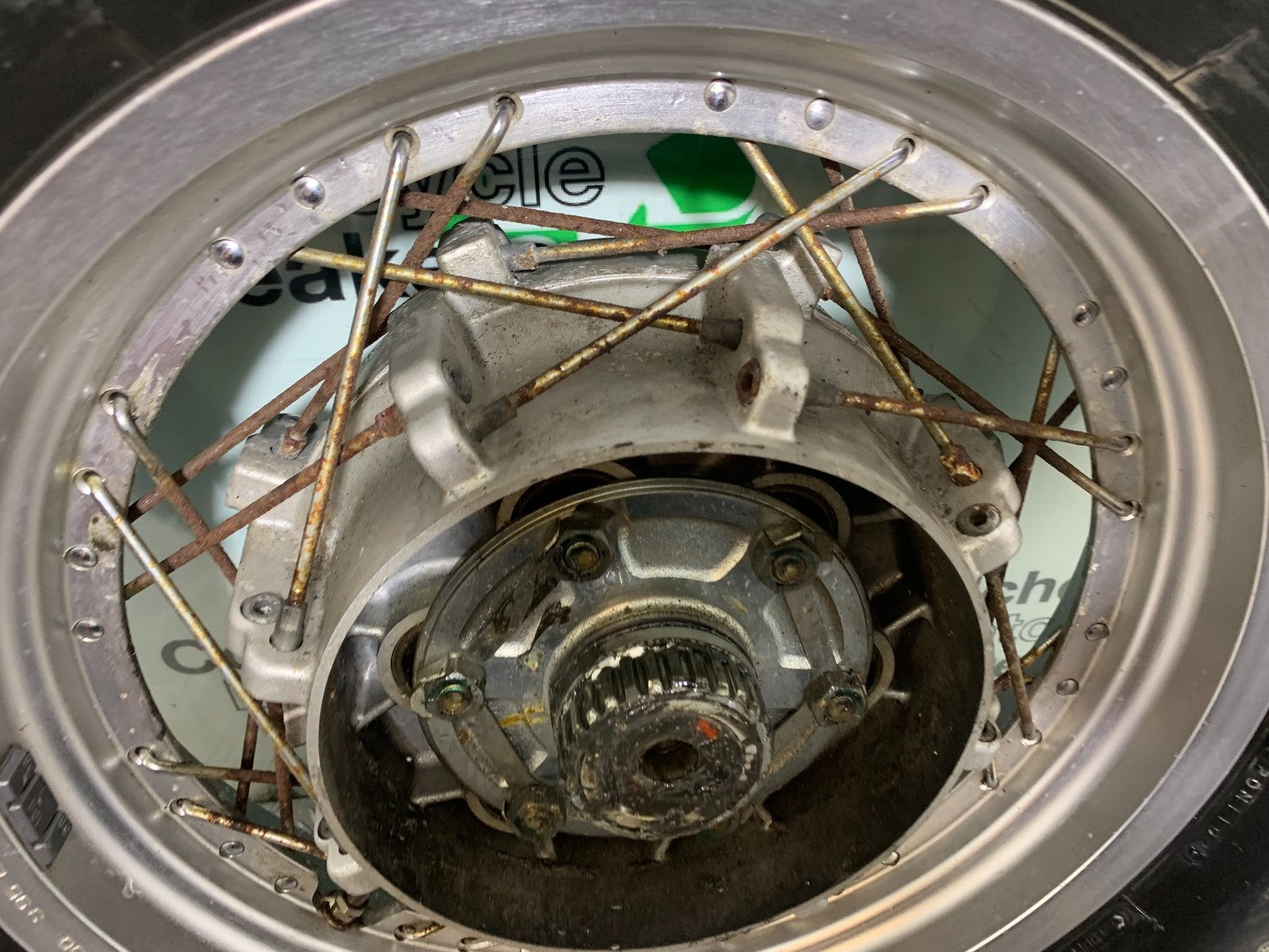 YAMAHA XV1100 XV 1100 VIRAGO REAR WHEEL   1990-1999 (CMB1243)