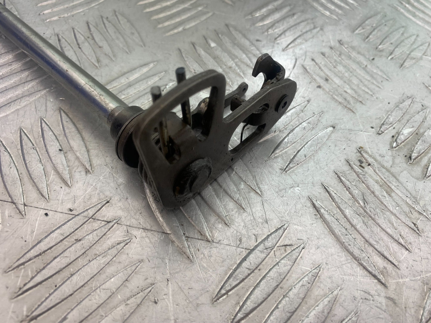 APRILIA 650 PAGASO STRADA GEAR SHAFT  YEAR 2005-2010 (CMB1057)