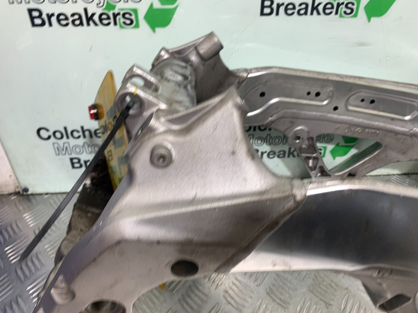 APRILIA TUONO 1000 V4 FRAME REG LOG BOOK  YEAR 2013-2014 (CMB1239)