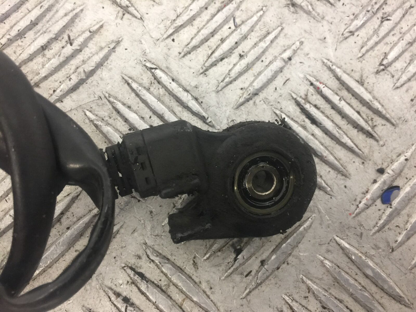 HONDA CB900 CB 900 HORNET SIDE STAND SWITCH  YEAR 2002-06 (STOCK 633)