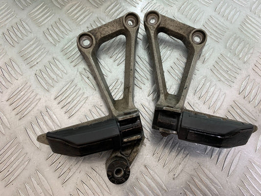 HONDA CBR500R CBR 500 R REAR HANGERS AND PEGS  YEAR 2012-16 (CMB1048)