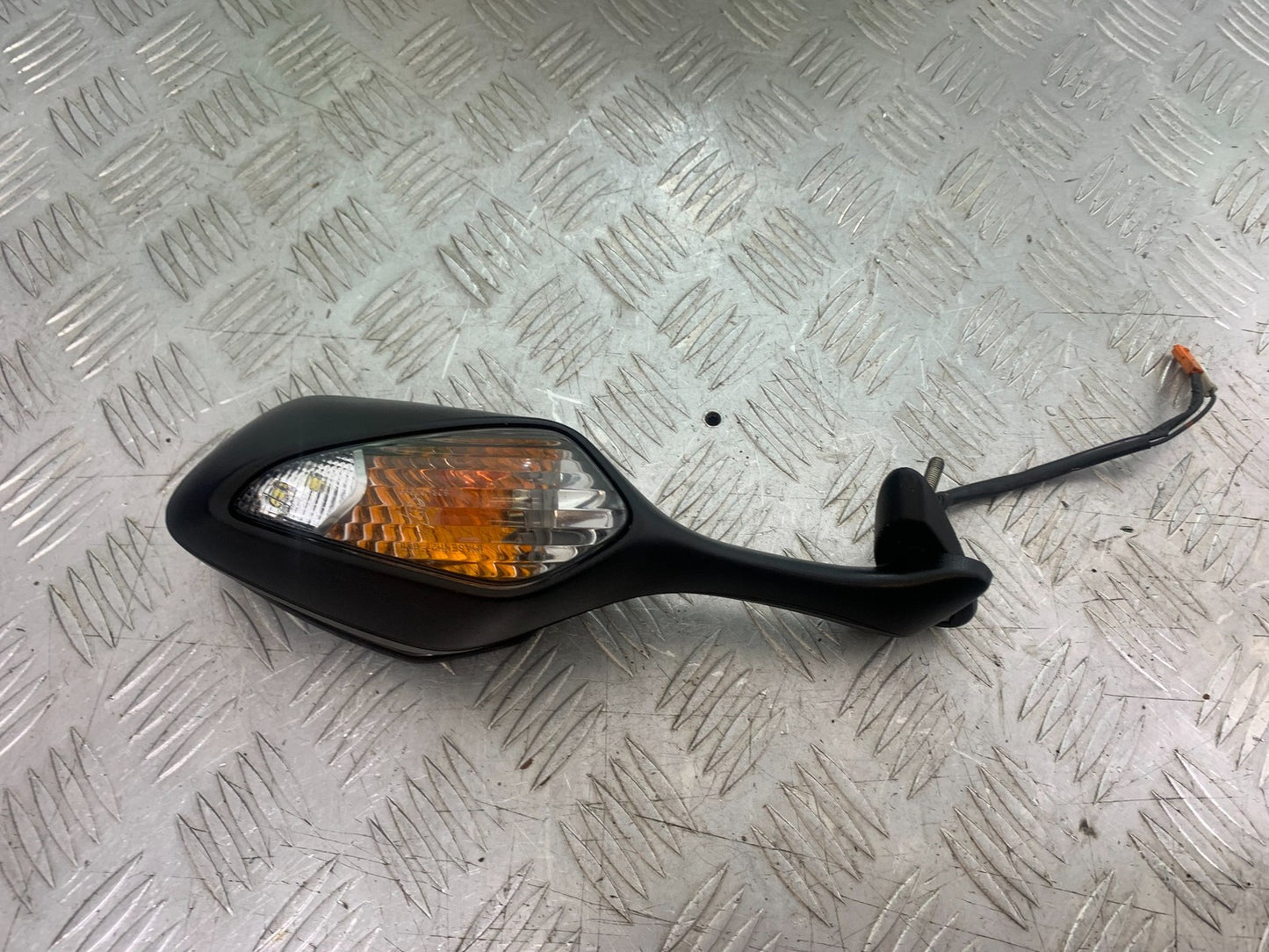 HONDA CBR1000 rr FIREBLADE LEFT MIRROR YEAR 2012-2016 (CMB1198)