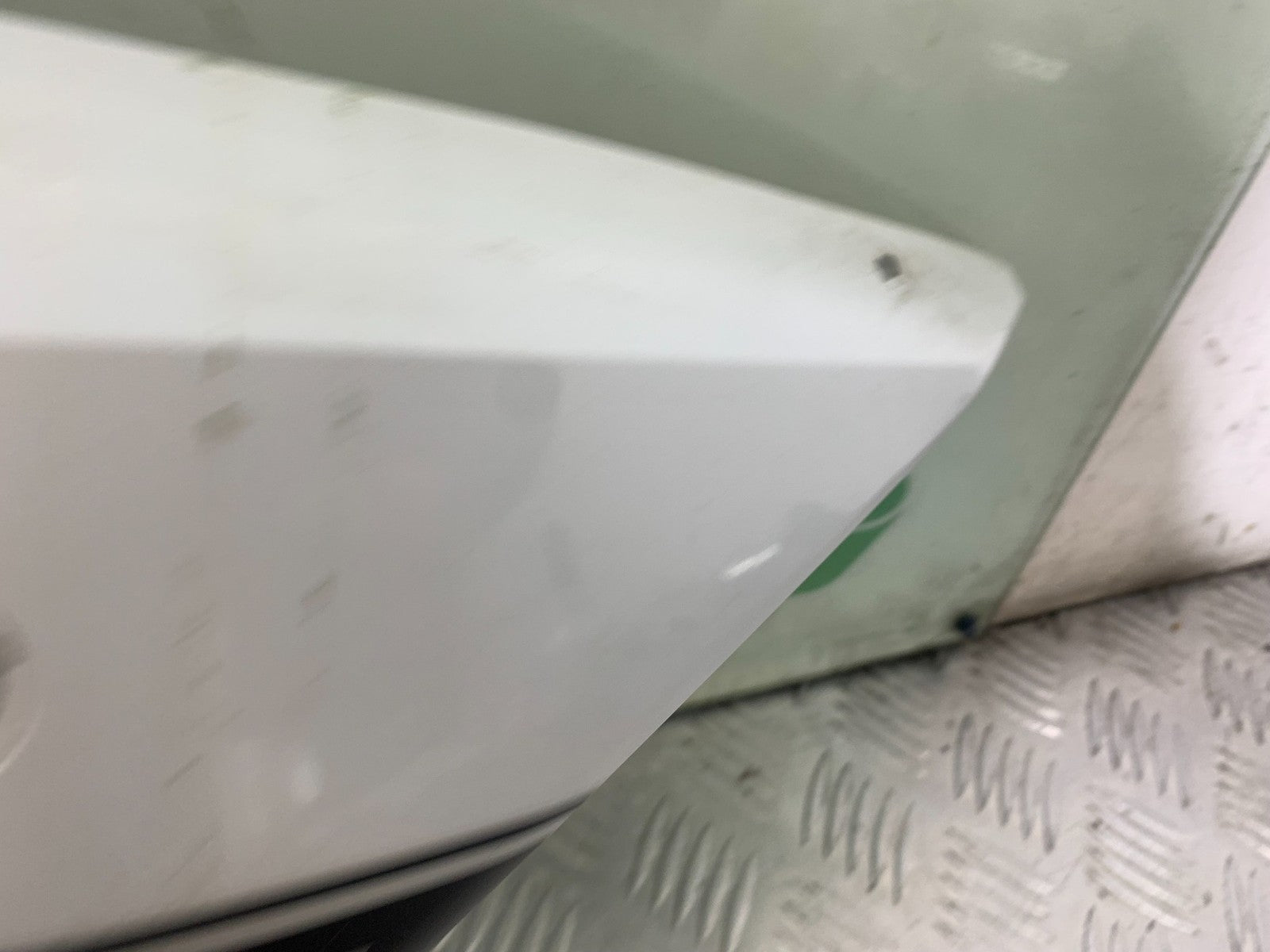 YAMAHA XJ6 XJ6-S RIGHT FAIRING PANEL   YEAR 2009-2015  (CMB1212)
