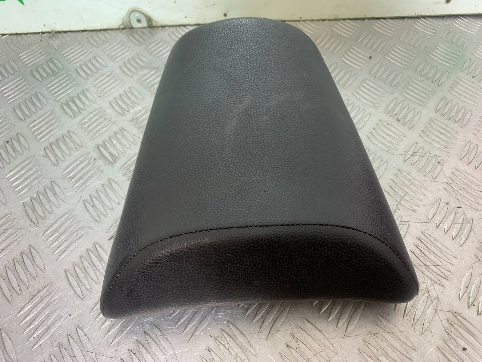 HONDA CBF125 CBF 125 REAR SEAT  YEAR 2009-14 (CMB1182)