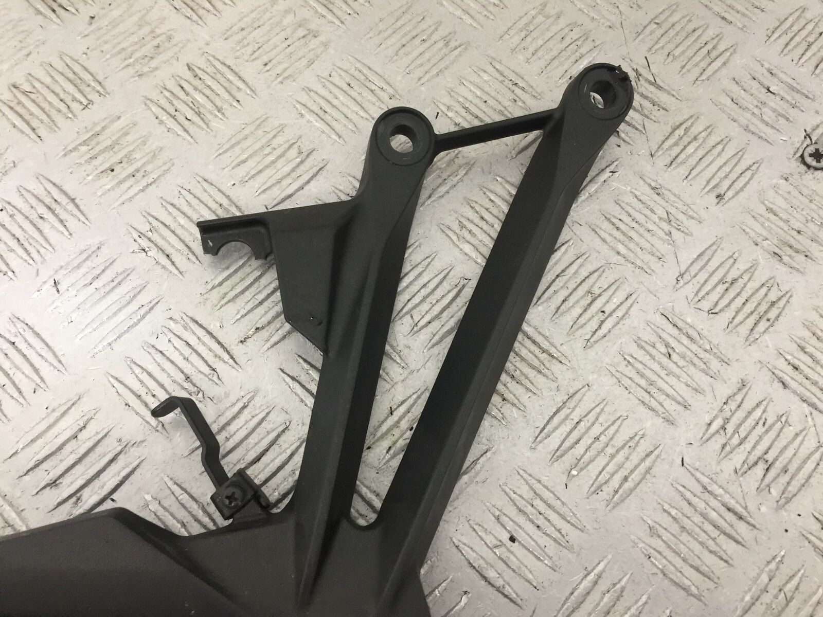 KAWASAKI NINJA 1000 SX Z1000SX RIGHT REAR HANGER AND PEG  YEAR 2019  (STOCK 830)