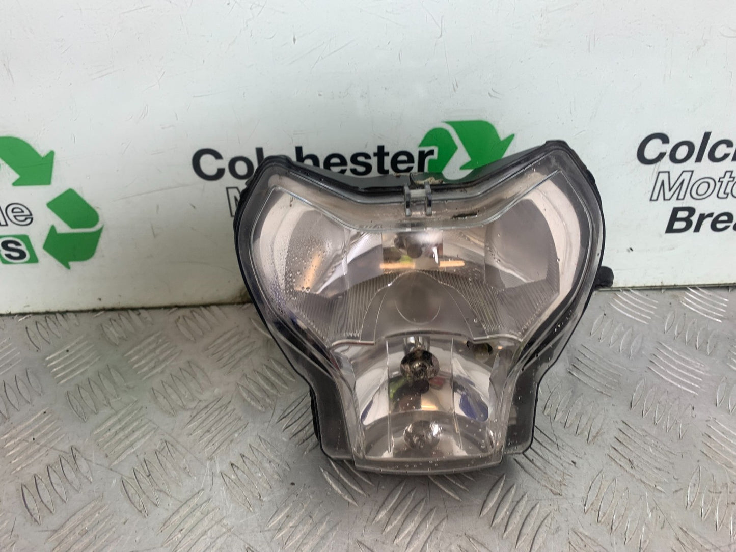 APRILIA 650 PAGASO STRADA HEADLIGHT   YEAR 2005-2010 (CMB1260)