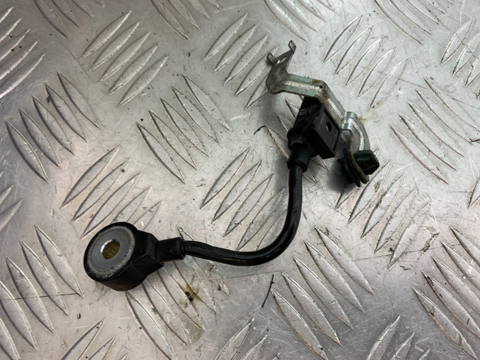 HONDA CBR1000 RR ENGINE KNOCK SENSOR  YEAR 2008-2011 (CMB1330)