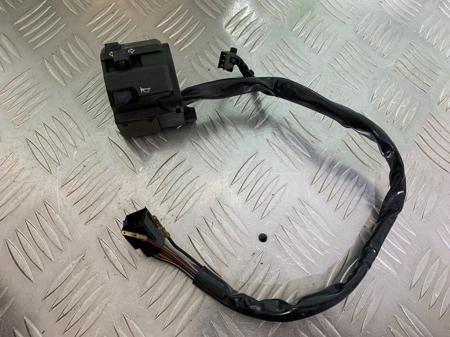 KAWASAKI ER5 ER 5 LEFT SWITCH GEAR YEAR 1997-2007 (CMB1003)