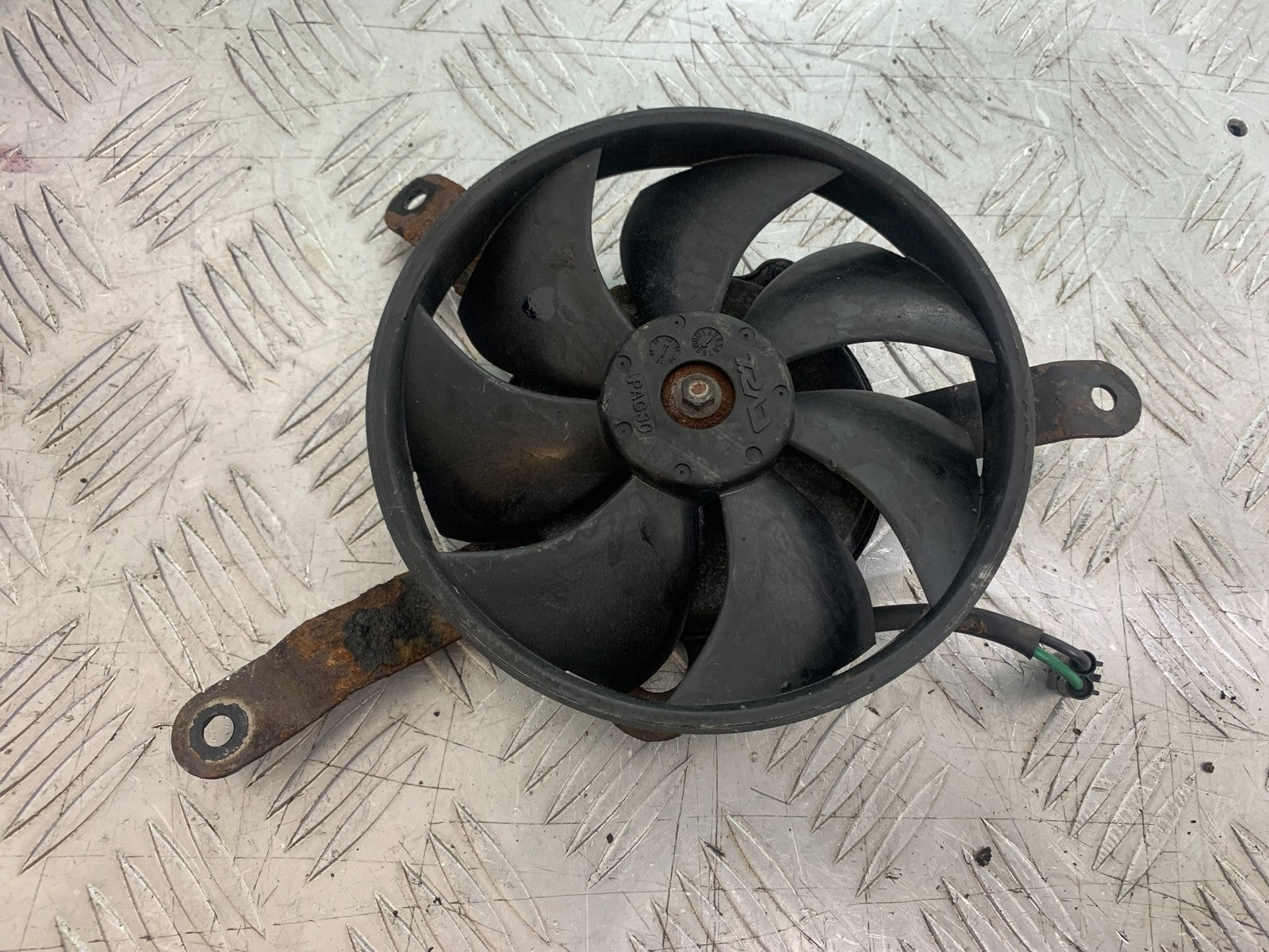 HONDA NT 700 V DEAUVILLE RADIATOR FAN  YEAR 2006-2011 (CMB1211)
