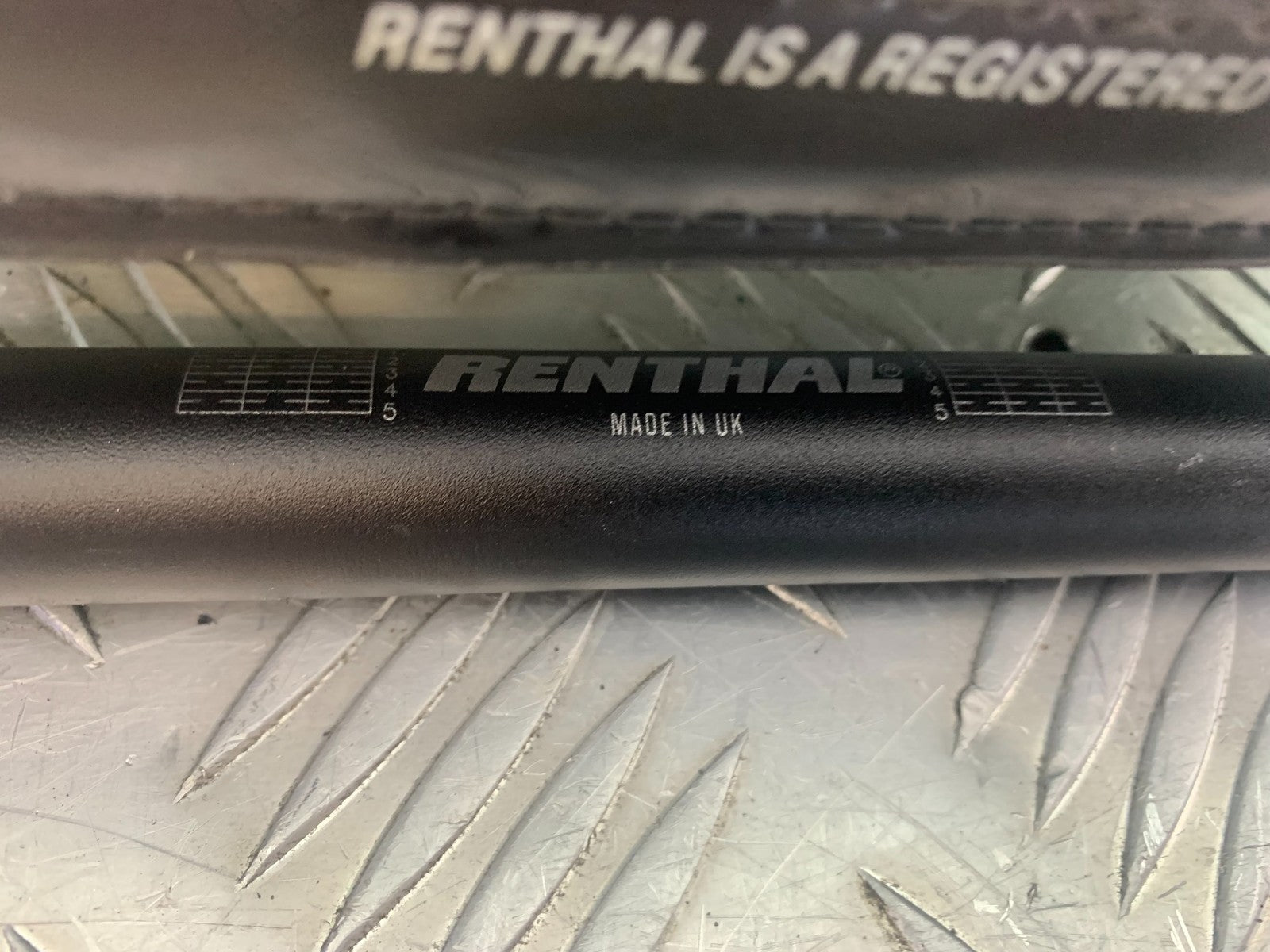 KAWASAKI KXF250 KXF 250 RENTHAL HANDLEBARS AND PAD   YEAR 2006-2008 (CMB1309)