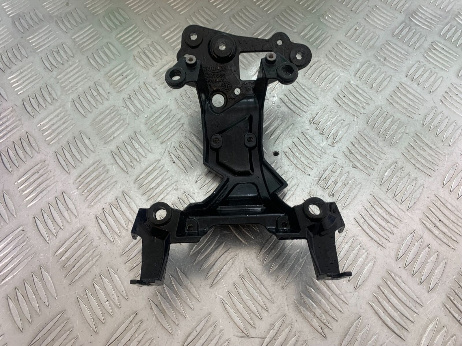TRIUMPH TIGER 800 FAIRING BRACKET  YEAR 2011-2014 (CMB1113)