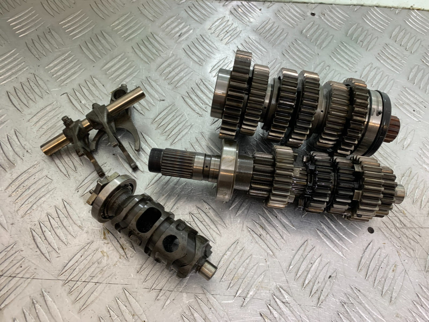 HONDA CBR1000 RR GEARBOX  YEAR 2008-2011 (CMB1330)