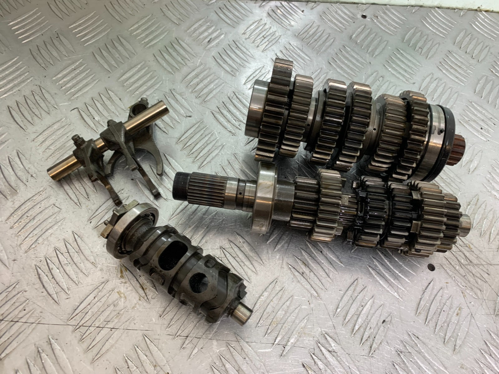 HONDA CBR1000 RR GEARBOX  YEAR 2008-2011 (CMB1330)