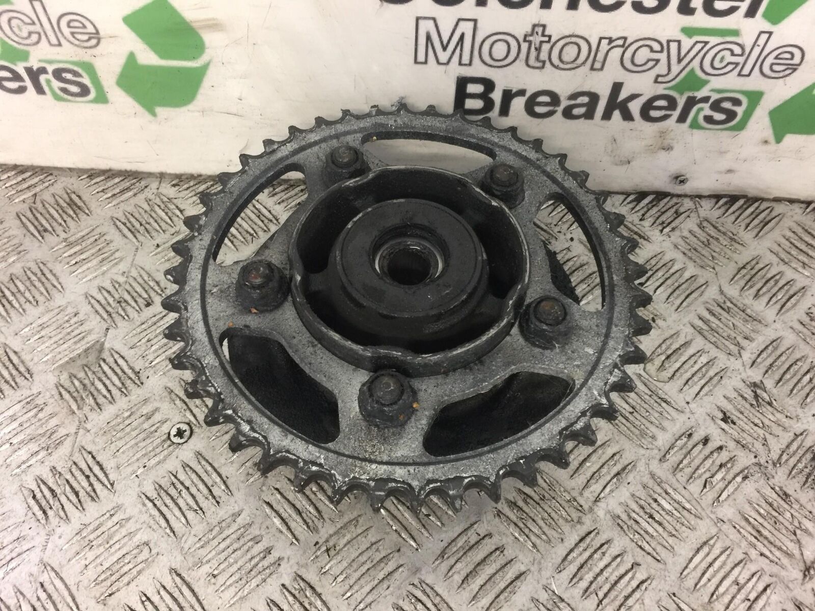 HONDA CBR1100 BLACKBIRD REAR SPROCKET CARRIER  YEAR 2001 (STOCK 390)