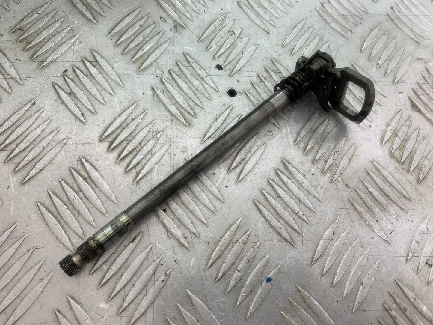 TRIUMPH 1050 SPRINT GT GEAR SHAFT YEAR 2010-2016 (CMB1250)