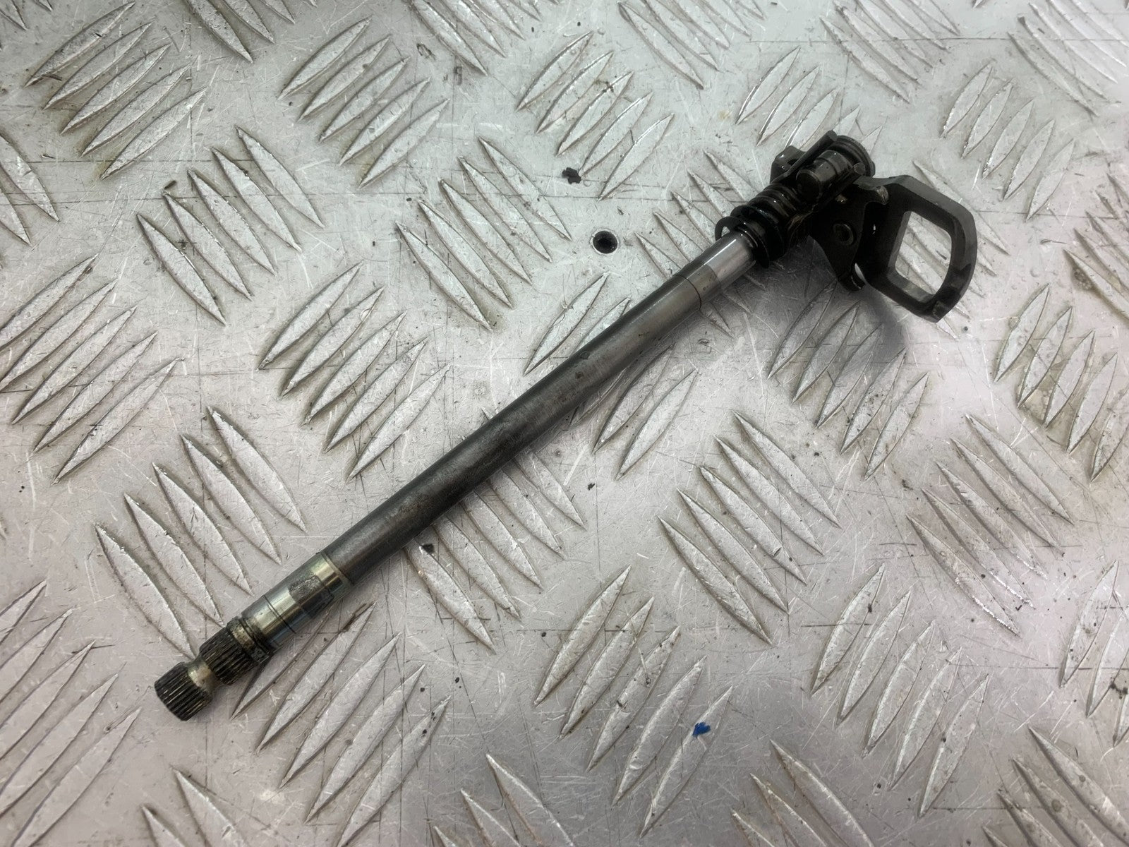 TRIUMPH 1050 SPRINT GT GEAR SHAFT YEAR 2010-2016 (CMB1250)