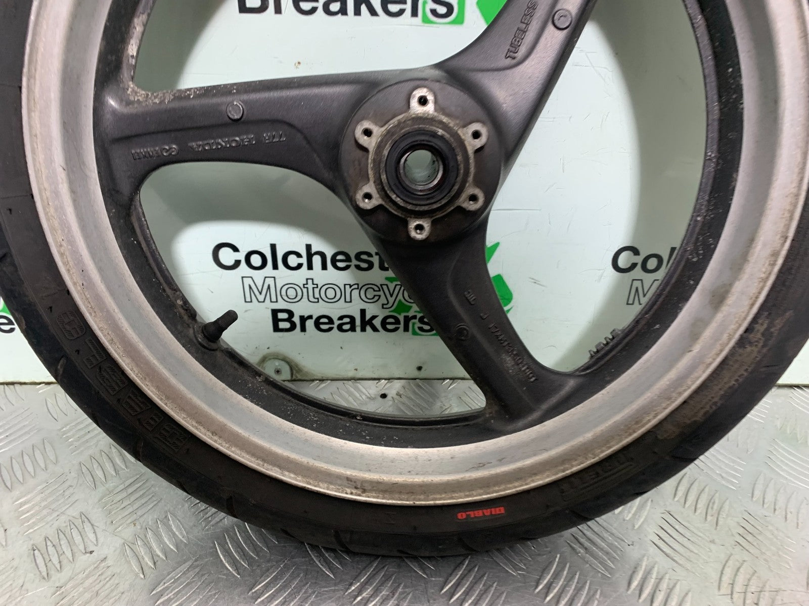 HONDA CB600 CB 600 HORNET FRONT WHEEL 17""  YEAR 1998-2002 (CMB1297)