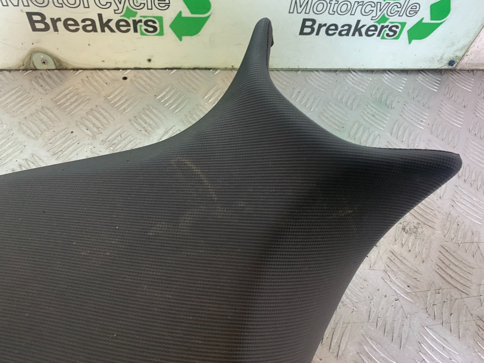 HONDA NC750 NC 750 X DCT FRONT SEAT NO HOLES  YEAR 2019 (CMB1223)