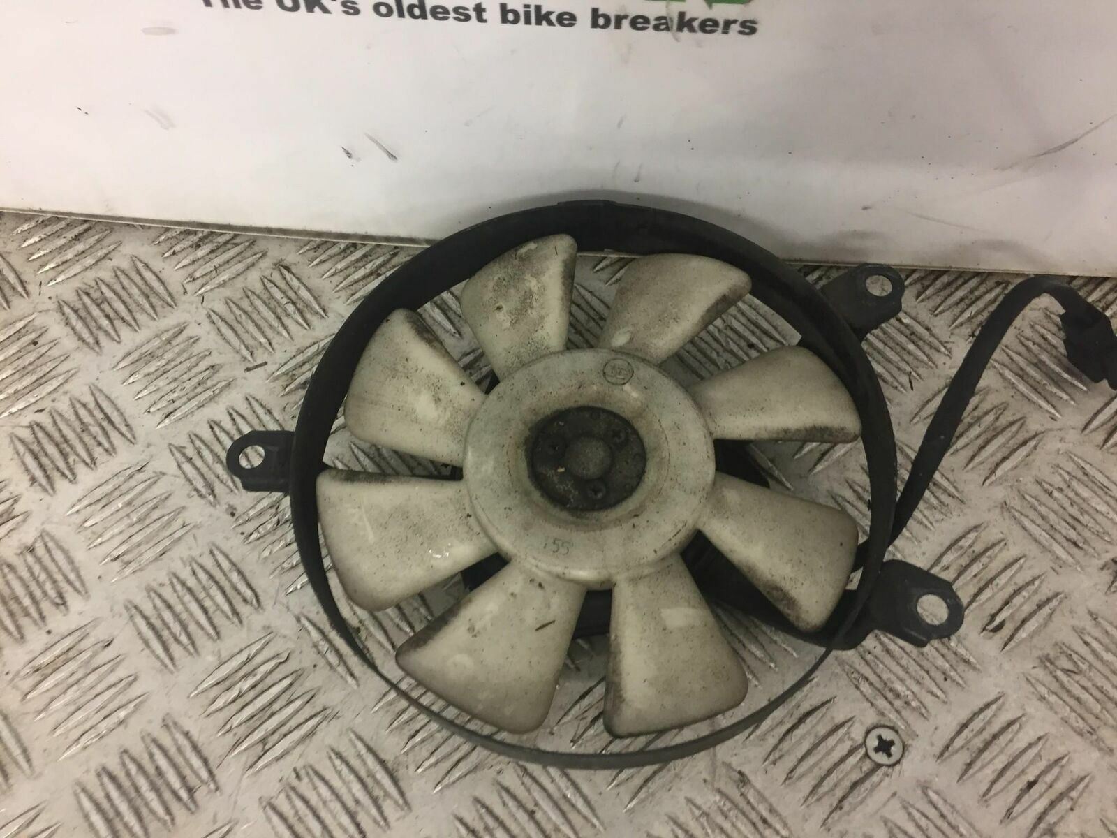 KAWASAKI ZZR600 ZZR 600 E RADIATOR FAN  YEAR 1993