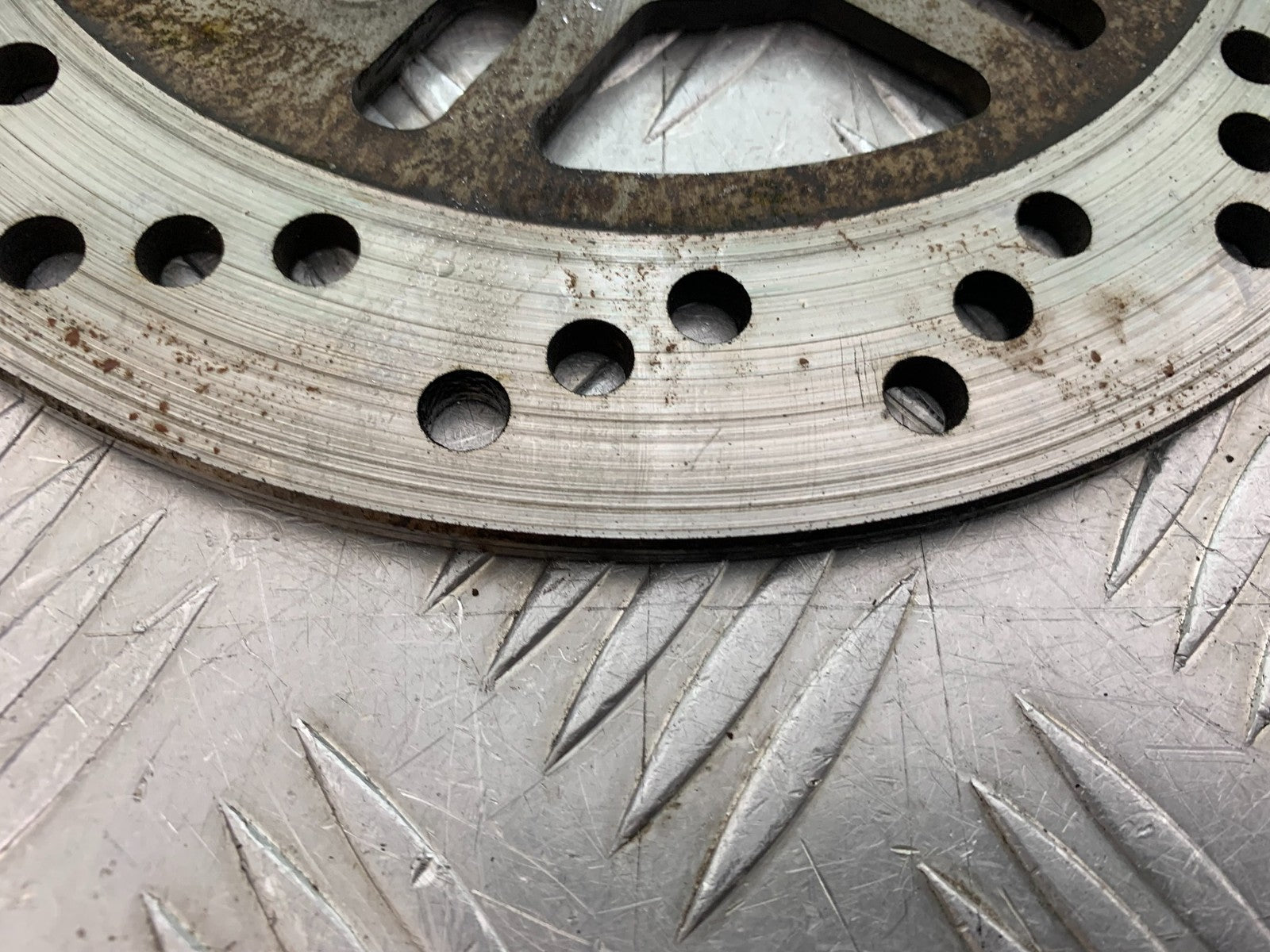 KAWASAKI ZZR1100 D REAR BRAKE DISC YEAR 1993-2001 (CMB1189)