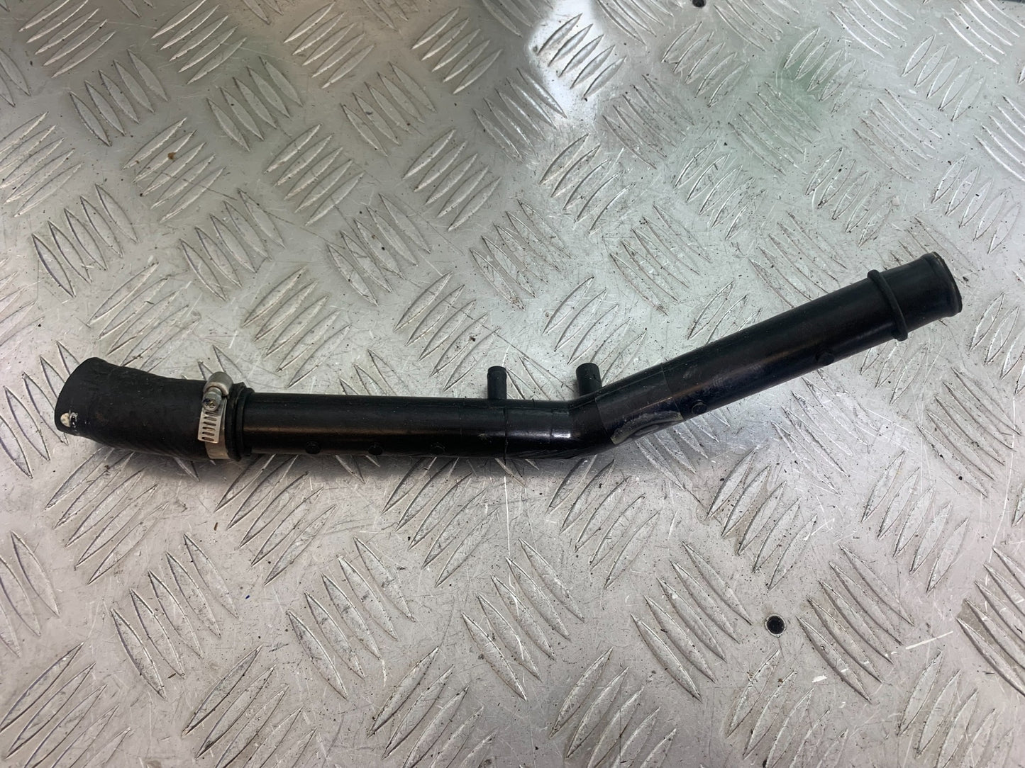 YAMAHA YZF R1 COOLANT PIPE  YEAR 2004-2006 (CMB1155)