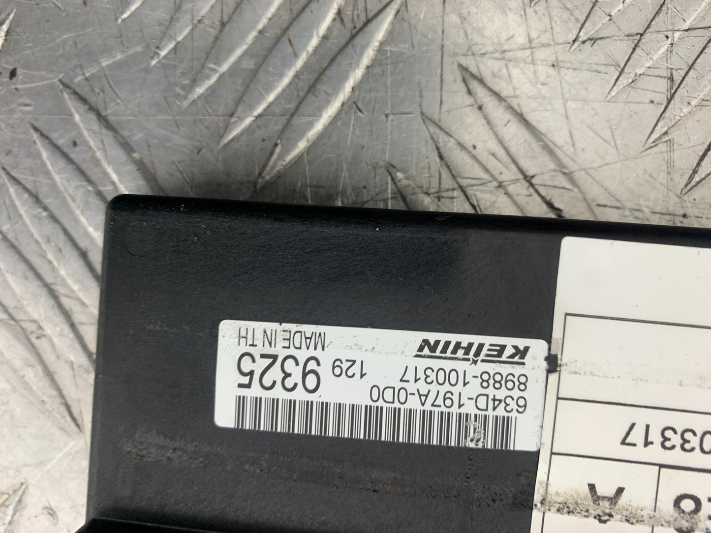 TRIUMPH 675 STREET TRIPLE RX ECU LOCKS KEYS   2015- 2017 (CMB1299)
