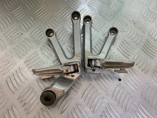 SUZUKI SV650 SV 650 REAR HANGERS YEAR 2003-2006 (CMB1014)