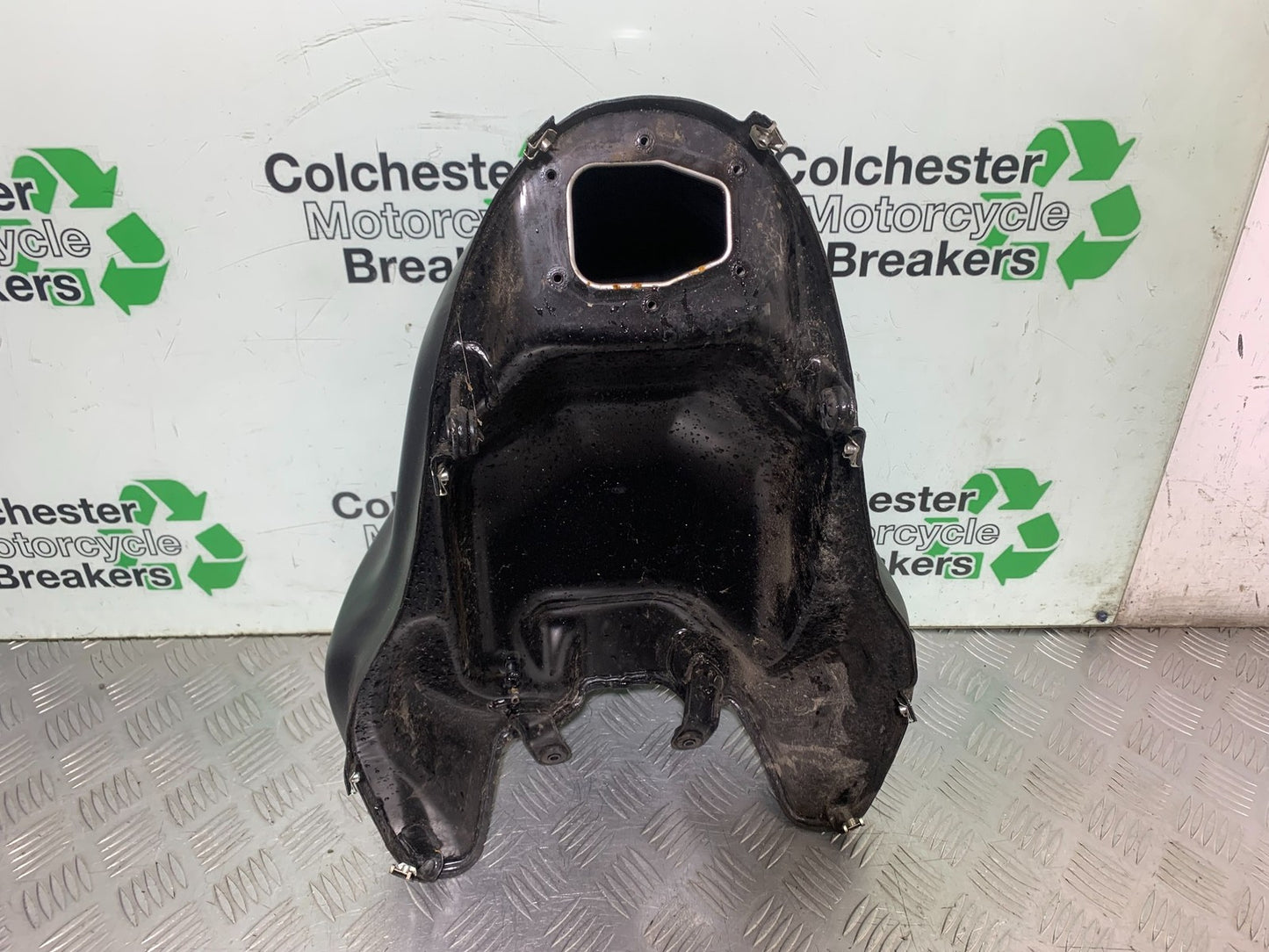 DUCATI 937 MONSTER PETROL TANK  YEAR 2021-2024 (CMB1270)