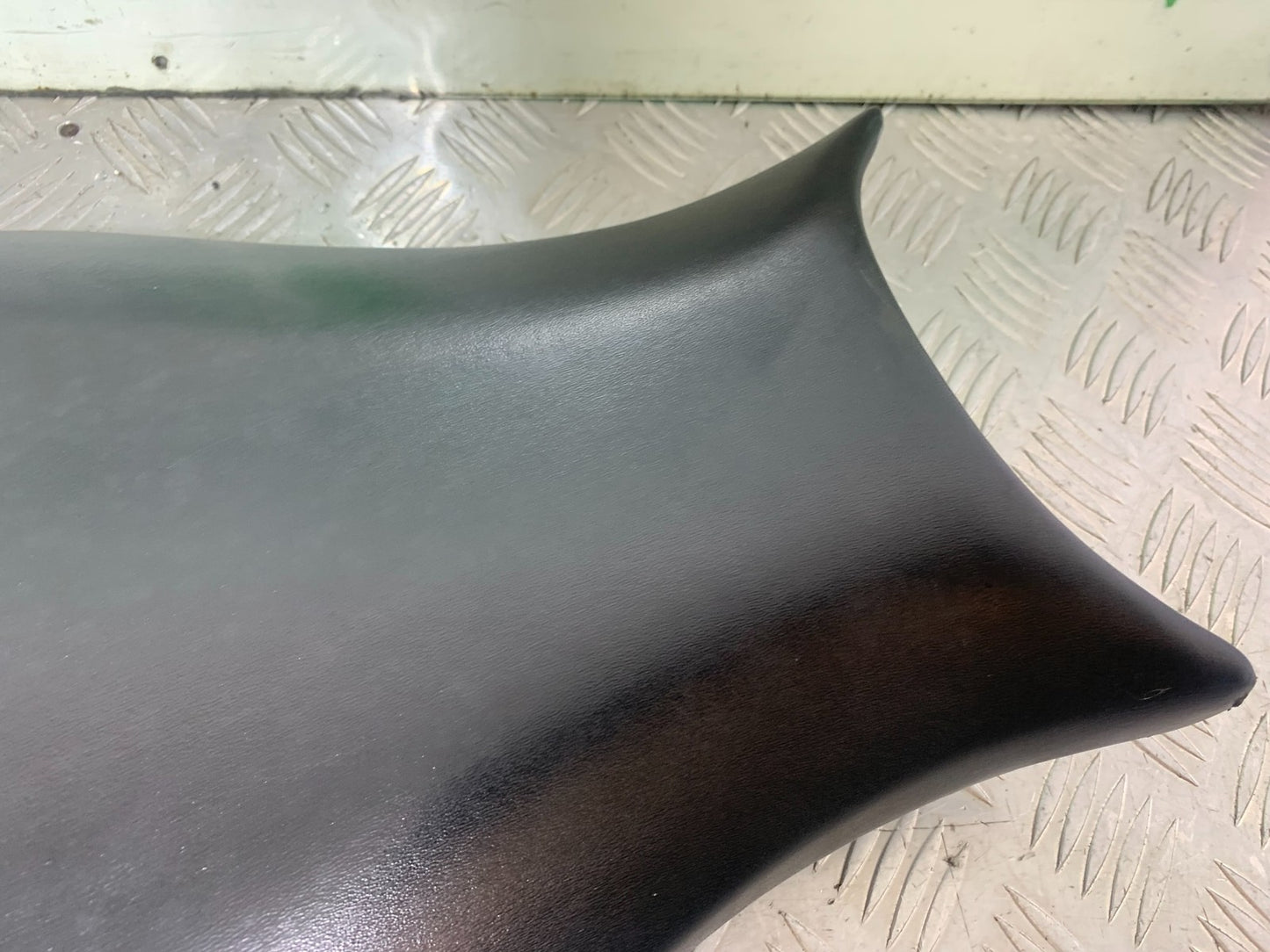 HONDA CBR1000 rr FIREBLADE FRONT SEAT  YEAR 2012-2016 (CMB1198)