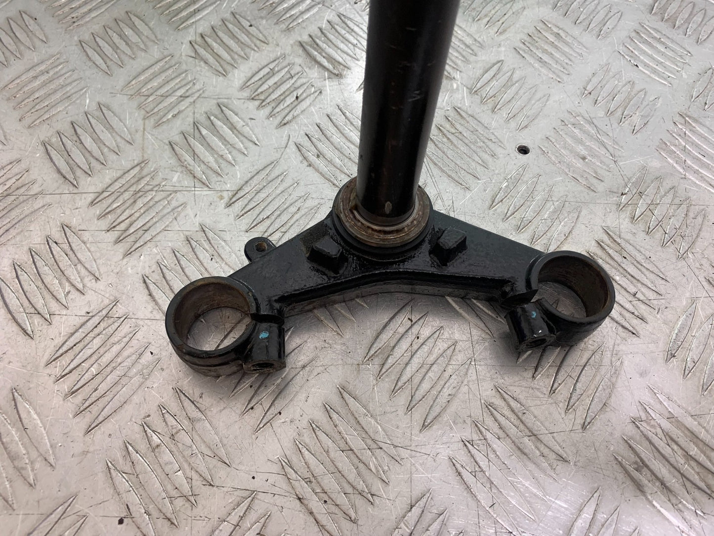 HONDA CBF125 CBF 125 BOTTOM YOKE   YEAR 2009-14 (CMB1182)