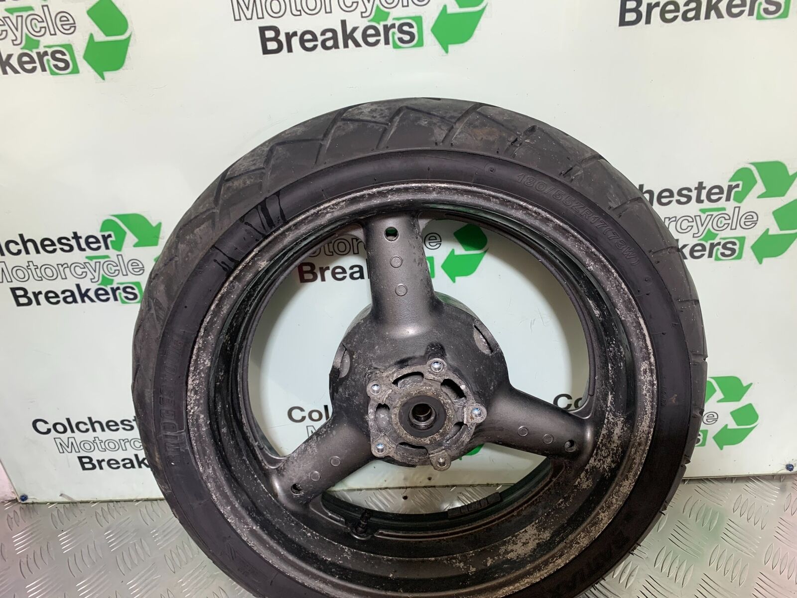 SUZUKI RF900 RF 900 REAR WHEEL   YEAR 1994-1999 (CMB1020)