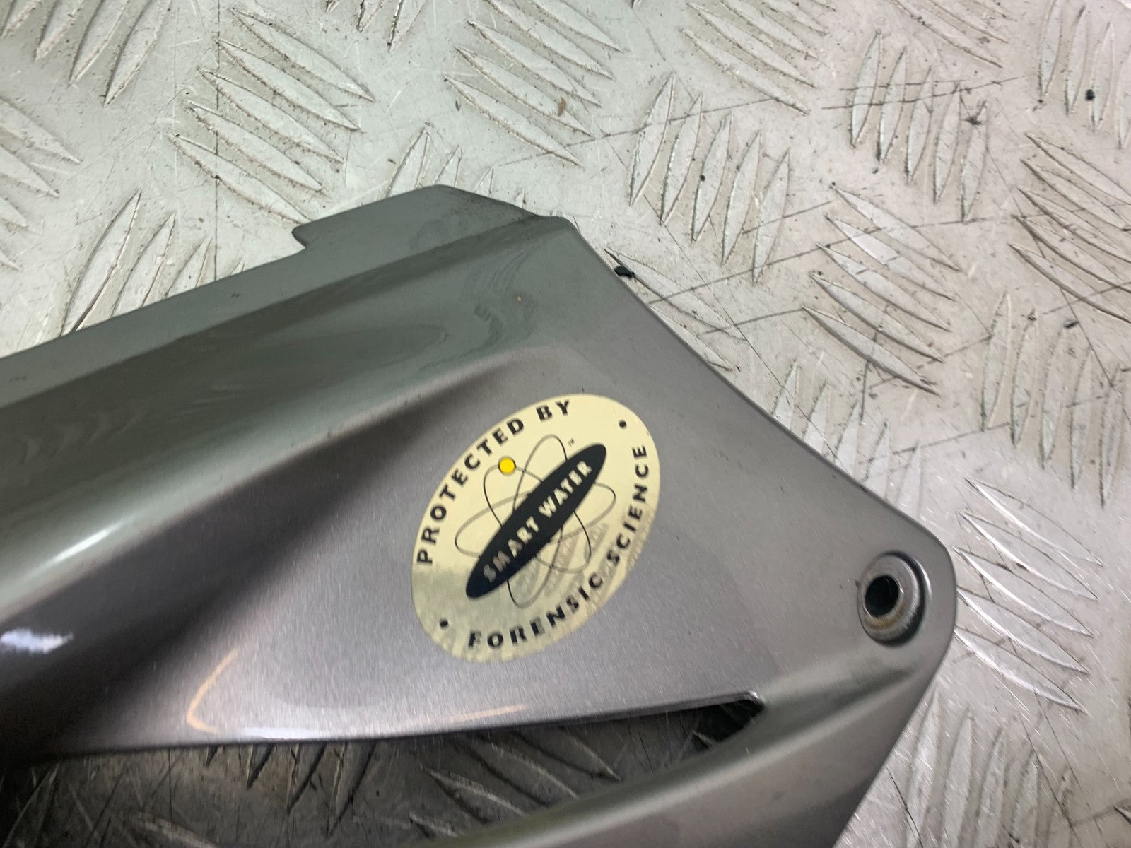 HONDA XL125 VARADERO RIGHT SEAT PANEL  YEAR 2001-2006  (CMB1210)