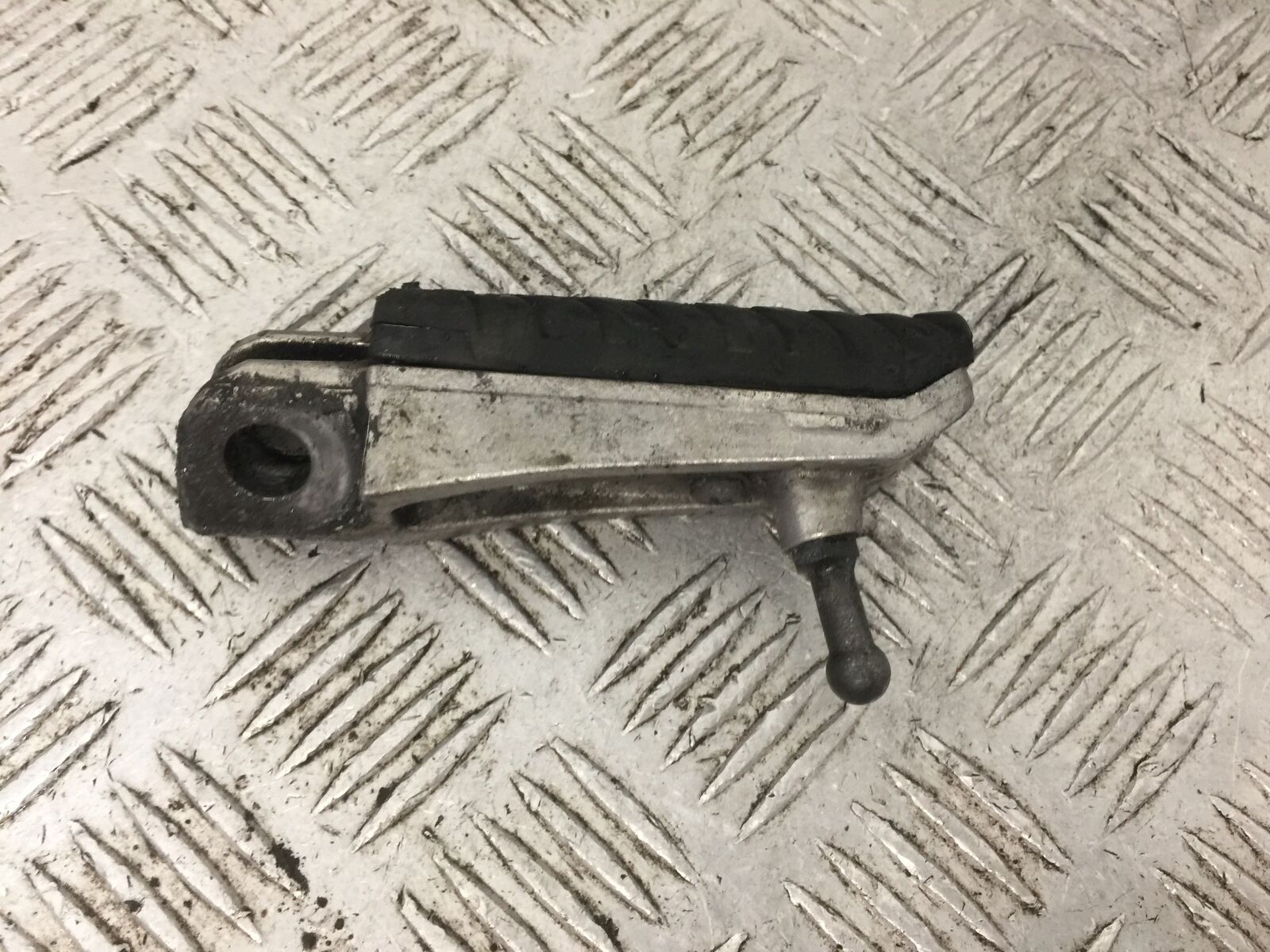 KAWASAKI ZZR1400 ZZR 1400 FRONT RIGHT PEG  YEAR 2007-11(STOCK 893)